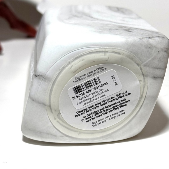 WHITE MARBLE Foaming Hand Soap Dispenser - Picture 3 of 5